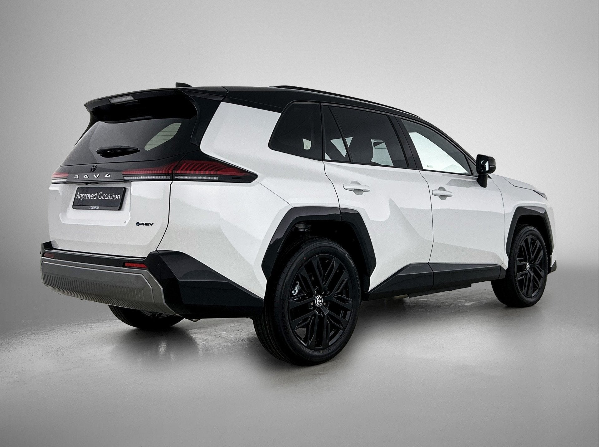 Foto 2 van Toyota RAV4 2.5 Plug-in Hybrid 270 First Edition | Nieuw Mod