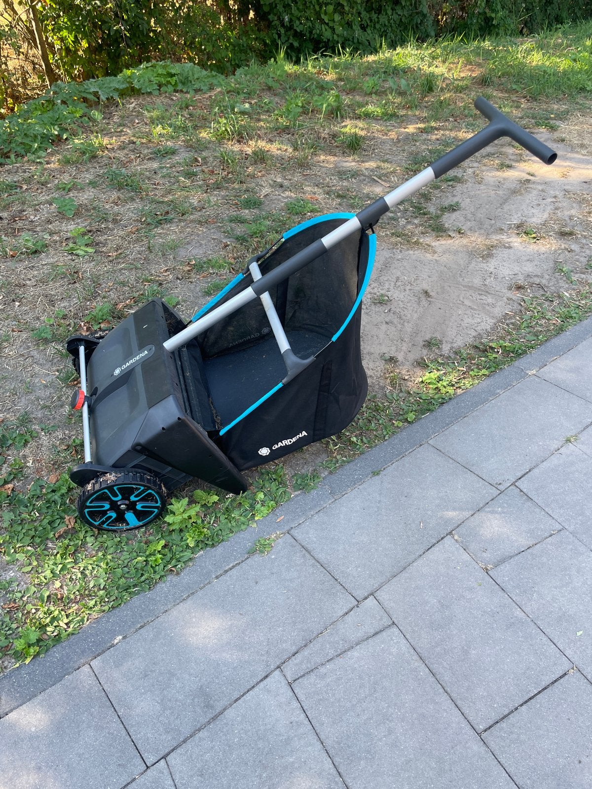 Gardena bladruimer - Zo goed als nieuw, Tuin en Terras, Ophalen, Zo goed als nieuw, Elektrisch