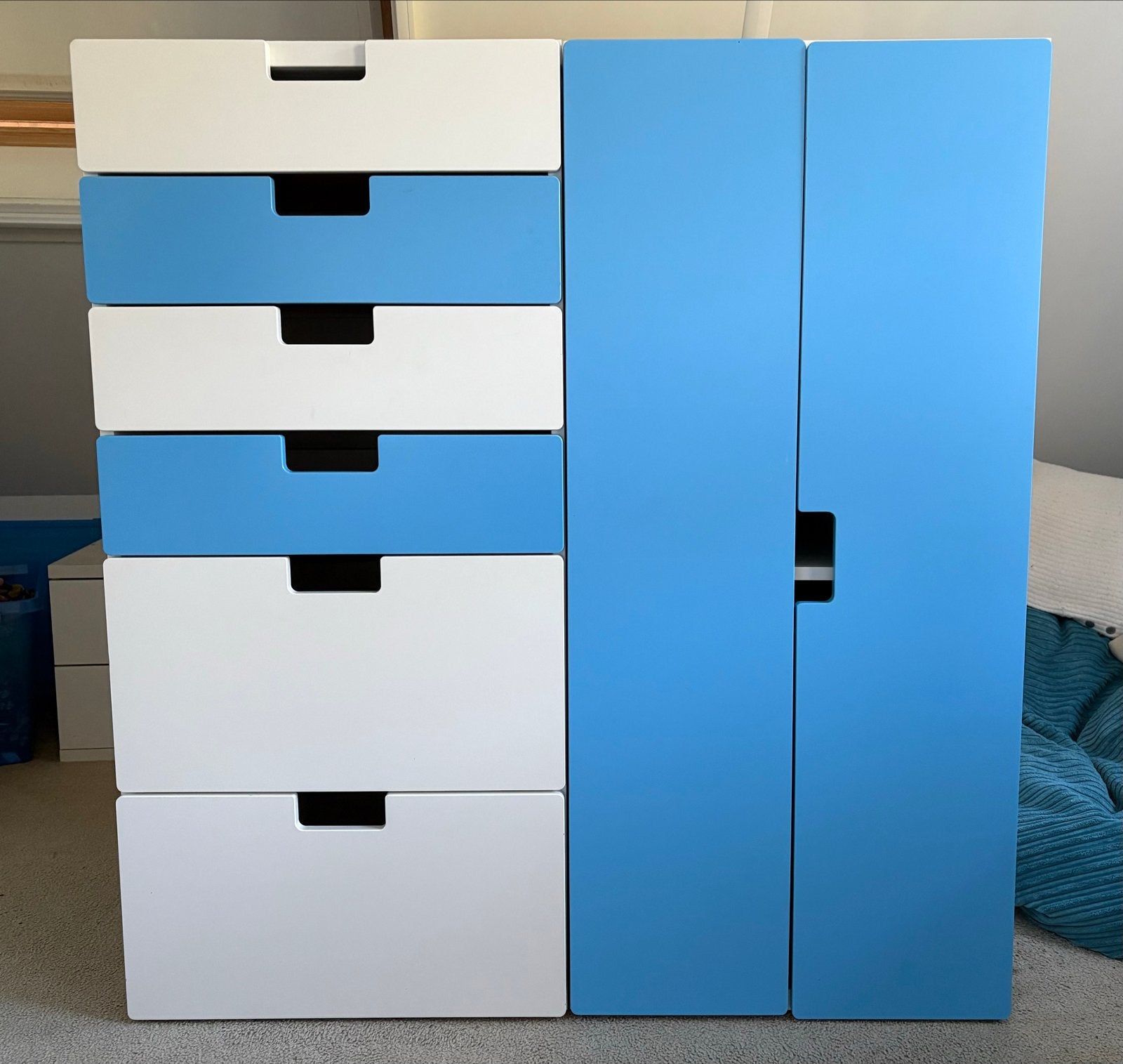 IKEA Stuva / Småstad Kast met Lades en Deuren - Blauw/Wit, Ophalen, Gebruikt, 100 tot 150 cm, Met lade(s)
