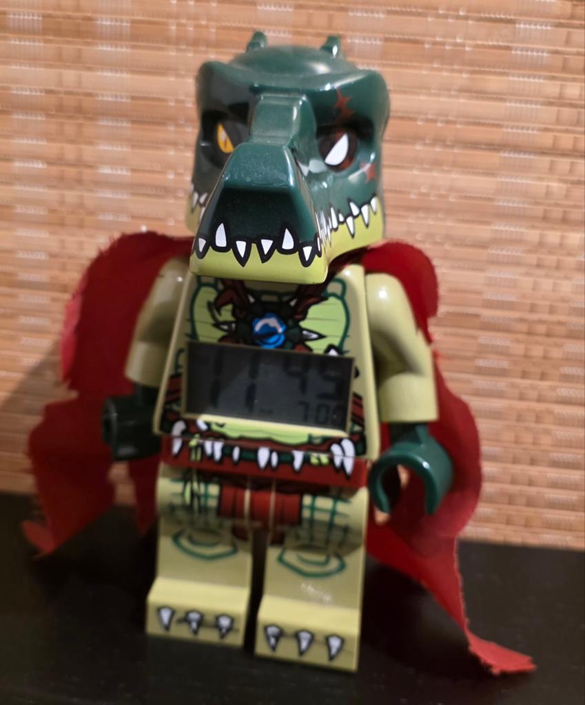 Lego Chima Krokodil Minifiguur Wekker met Cape, Ophalen of Verzenden, Inclusief accessoires, Overige typen, Lego