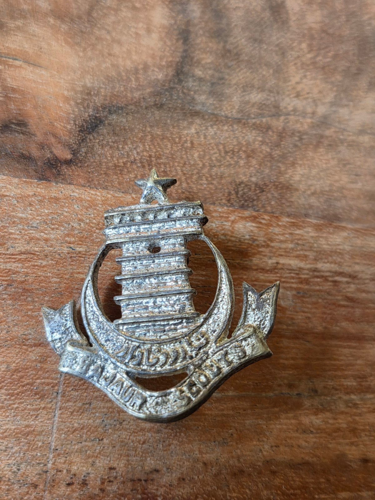 baret embleem bajaur scouts Pakistan, Ophalen of Verzenden, Landmacht, Overige gebieden, Embleem of Badge