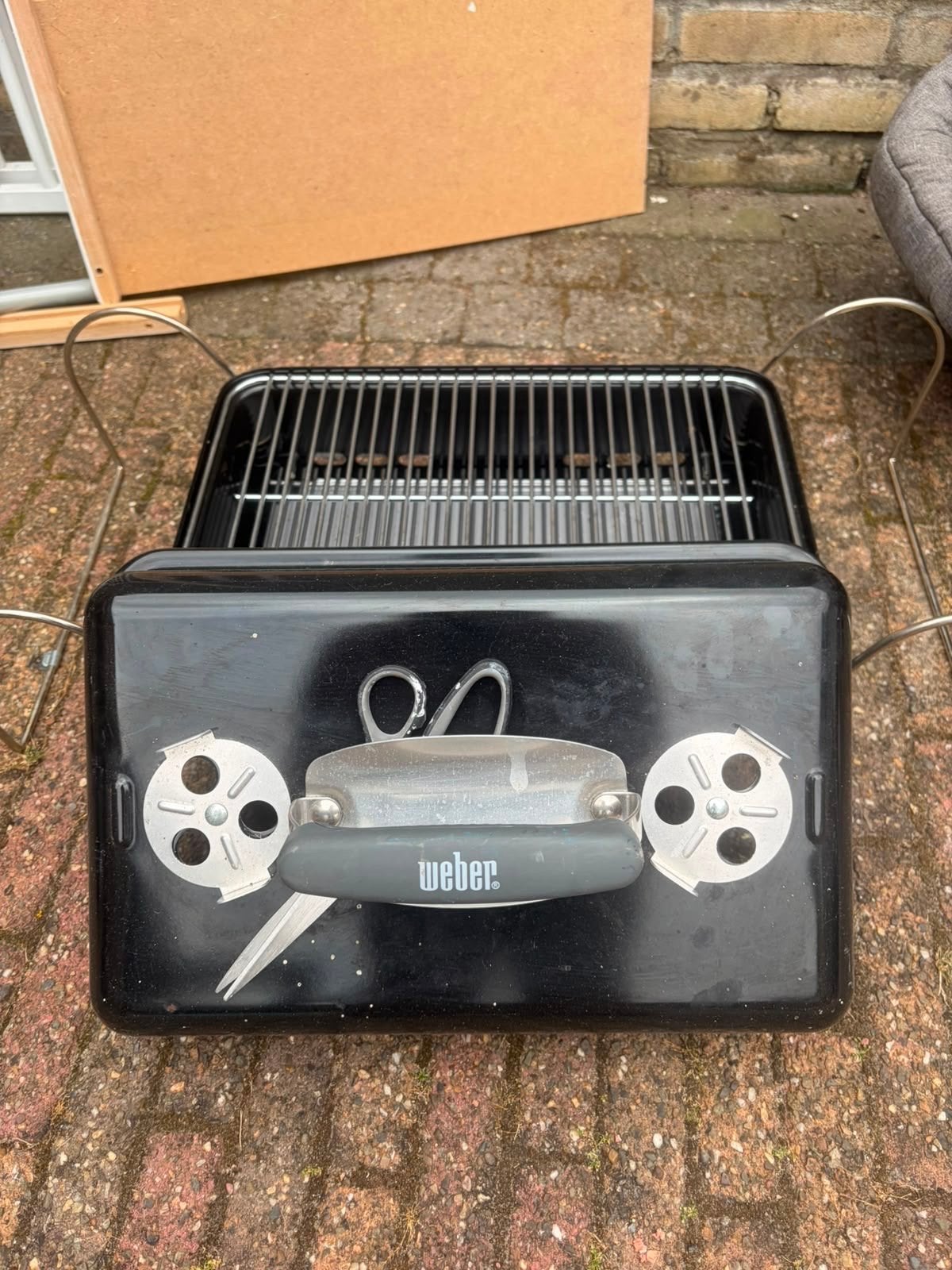 Weber Go-Anywhere Houtskoolbarbecue - Draagbaar en Compact, Verzenden, Gebruikt