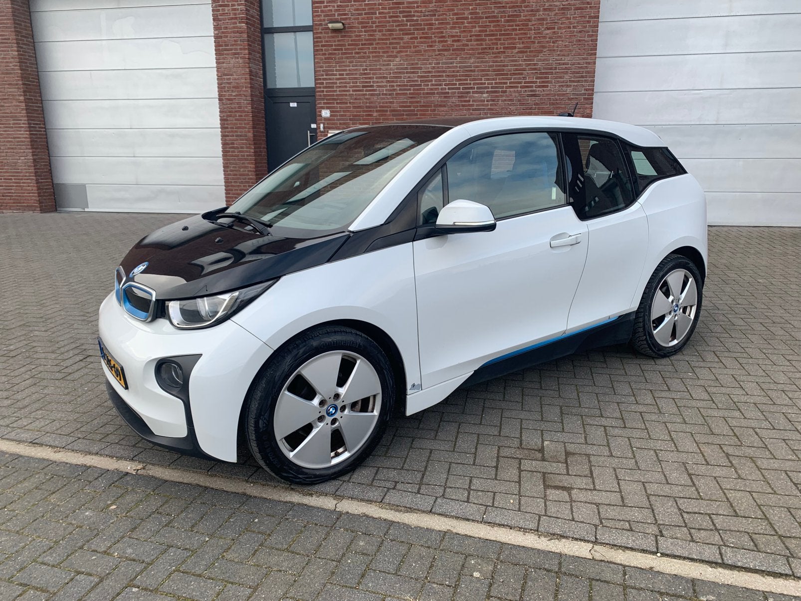 BMW i3 22 kw , btw auto !electrisch, 4 stoelen, Wit, 1170 kg, BTW verrekenbaar