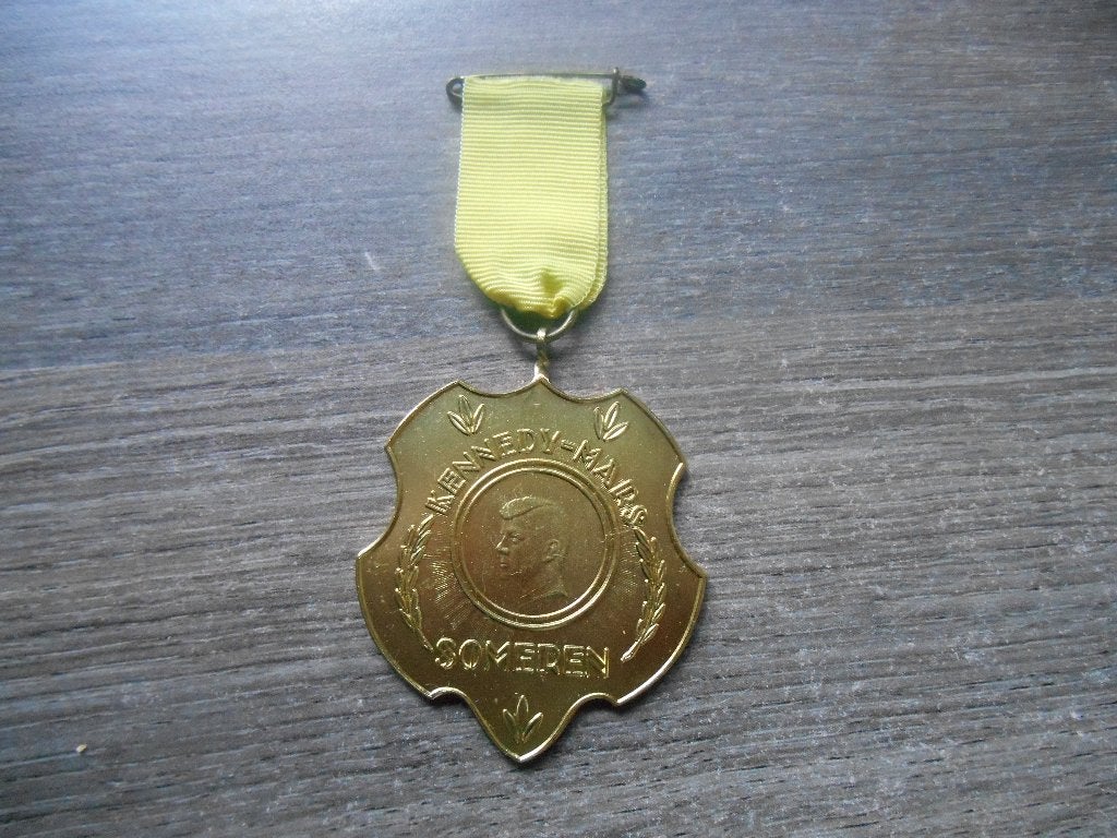 Medaille Kennedymars Someren 1988, Ophalen of Verzenden, Overige materialen, Nederland