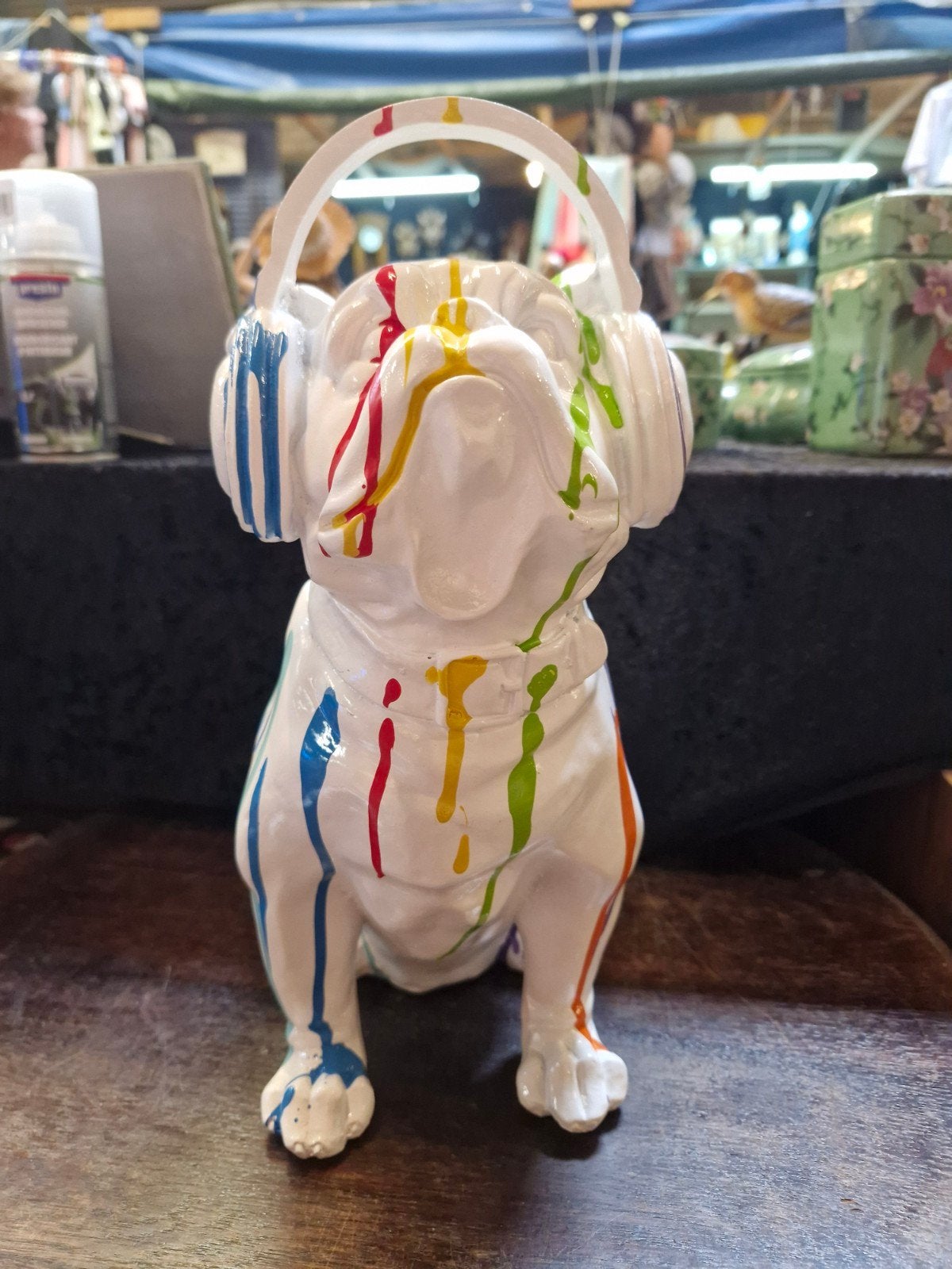 Bulldog beeld met koptelefoon en verfspatten, Meerkleurig, Nieuw, Kunststof, Ophalen of Verzenden