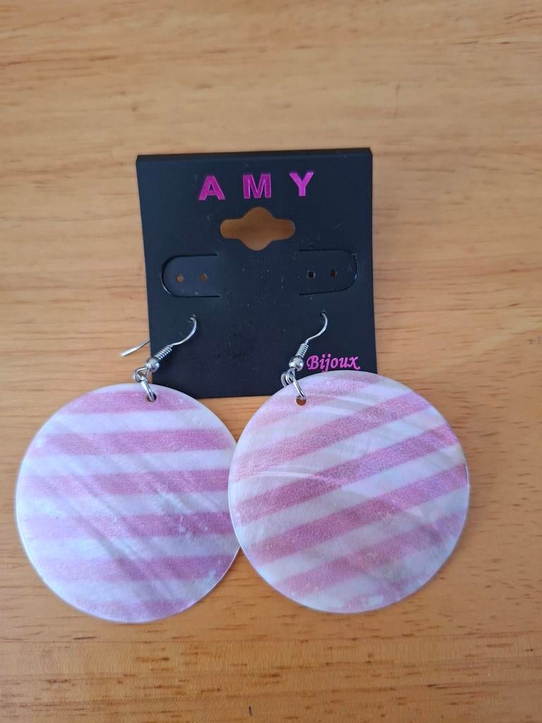 Roze gestreepte oorbellen - Amy Bijoux, Ophalen of Verzenden, Nieuw, Roze, Overige materialen