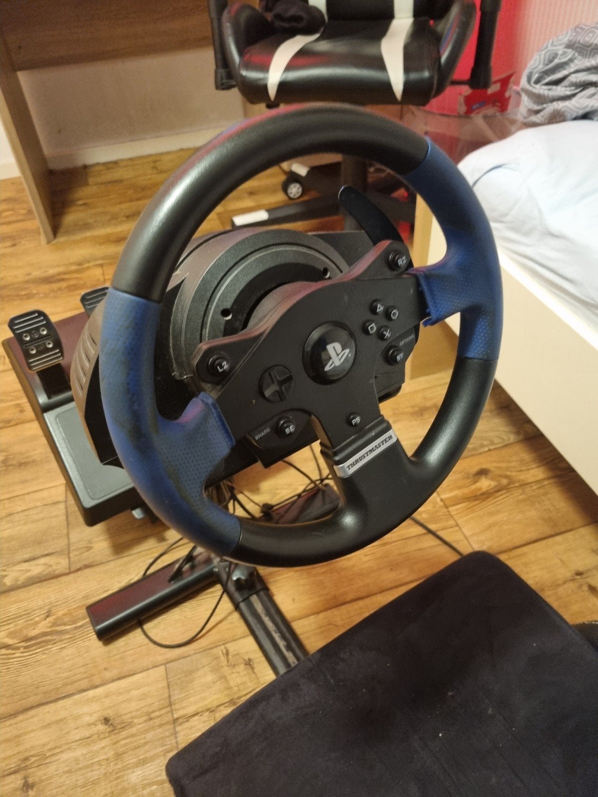 Playseat en thrustmaster stuur met pedalen, Ophalen, Zo goed als nieuw, Stuurtje of Sportattribuut