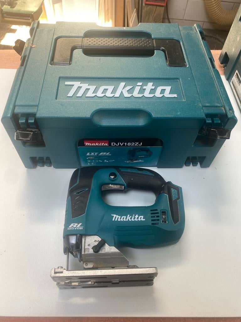 Makita DJV182ZJ Accu Decoupeerzaag 18V (body), Ophalen of Verzenden, Zo goed als nieuw, 1200 watt of meer, Decoupeerzaag