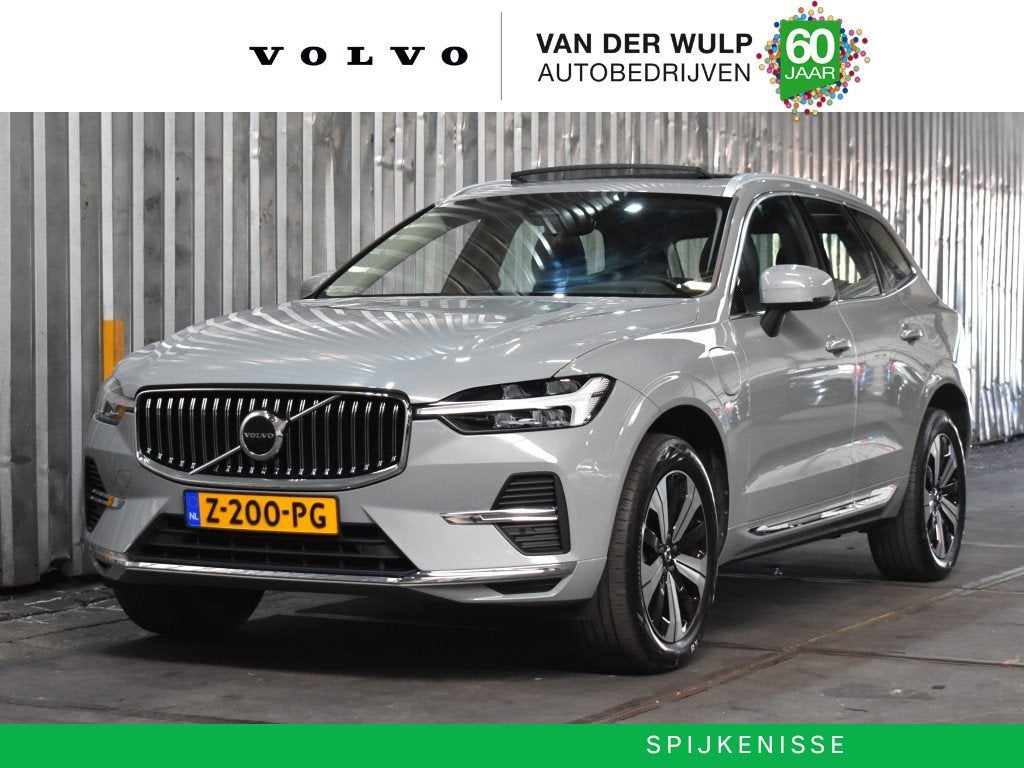 Volvo XC60 T6 350PK AWD Core Bright | Leder | Schuifdak | Ha, Automaat, 4 cilinders, 138 €/maand, 24 maanden