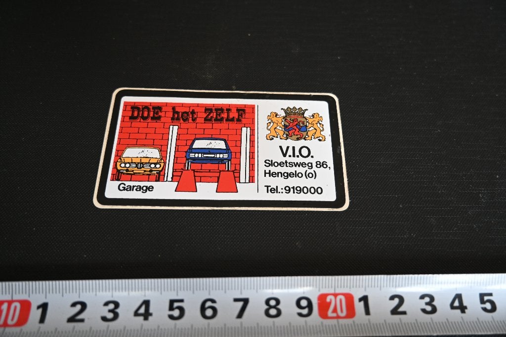 sticker Hengelo (O) V.I.O. Doe het zelf garage Sloetweg 86, Ophalen, Zo goed als nieuw