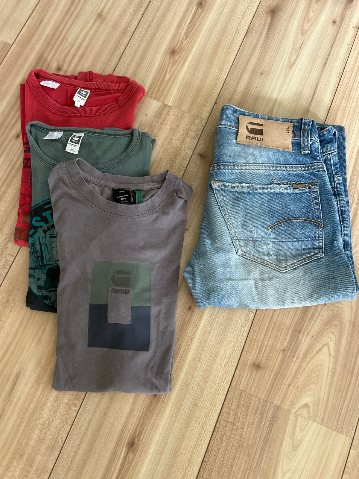 G-Star RAW Spijkerbroek W27 en 3 T-shirts (S, XXS), Ophalen of Verzenden, Gedragen, Blauw, W27 (confectie 34) of kleiner