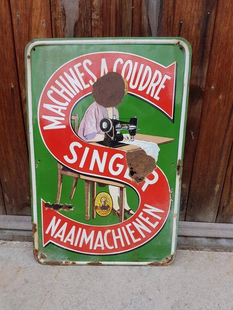 Goed verweerd Singer emaille bord van Emaillerie Belge Brux., Ophalen, Reclamebord, Gebruikt, .