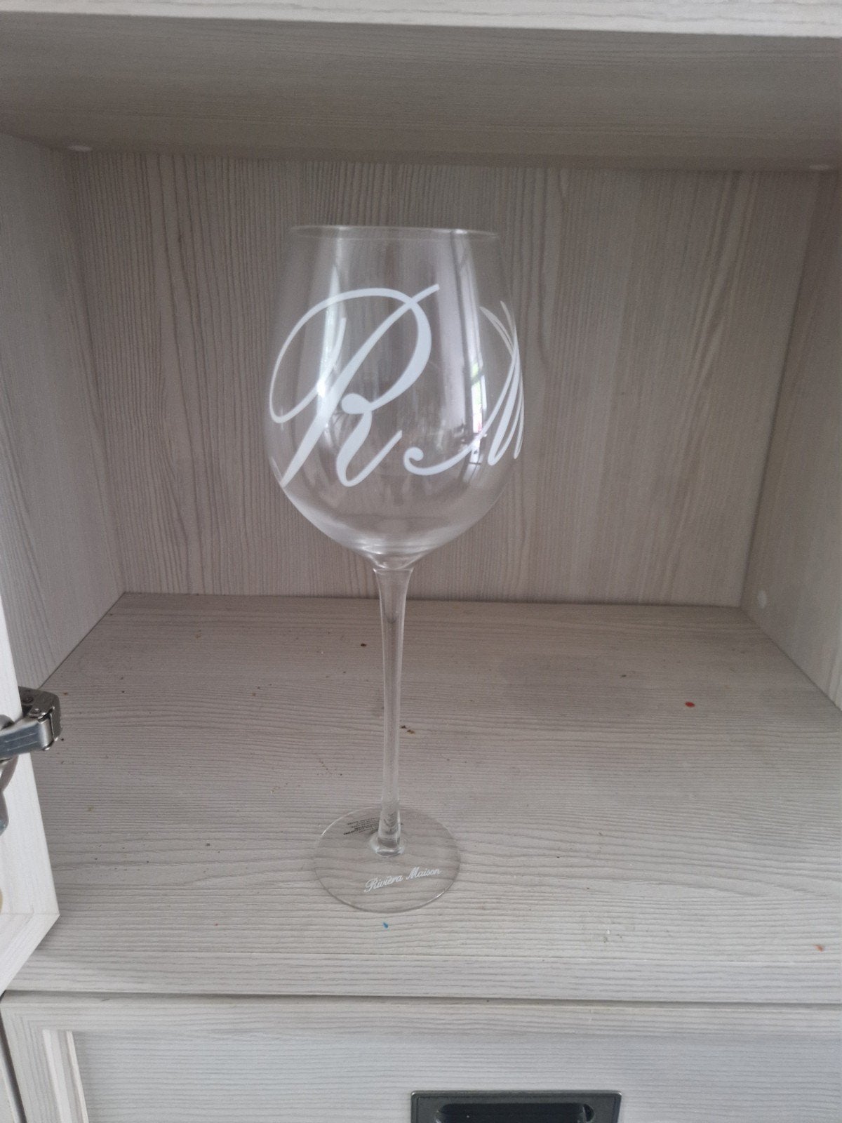 5x Hoge Riviera Maison wijnglazen met RM logo, Huis en Inrichting, Woonaccessoires | Overige, Ophalen of Verzenden, Zo goed als nieuw