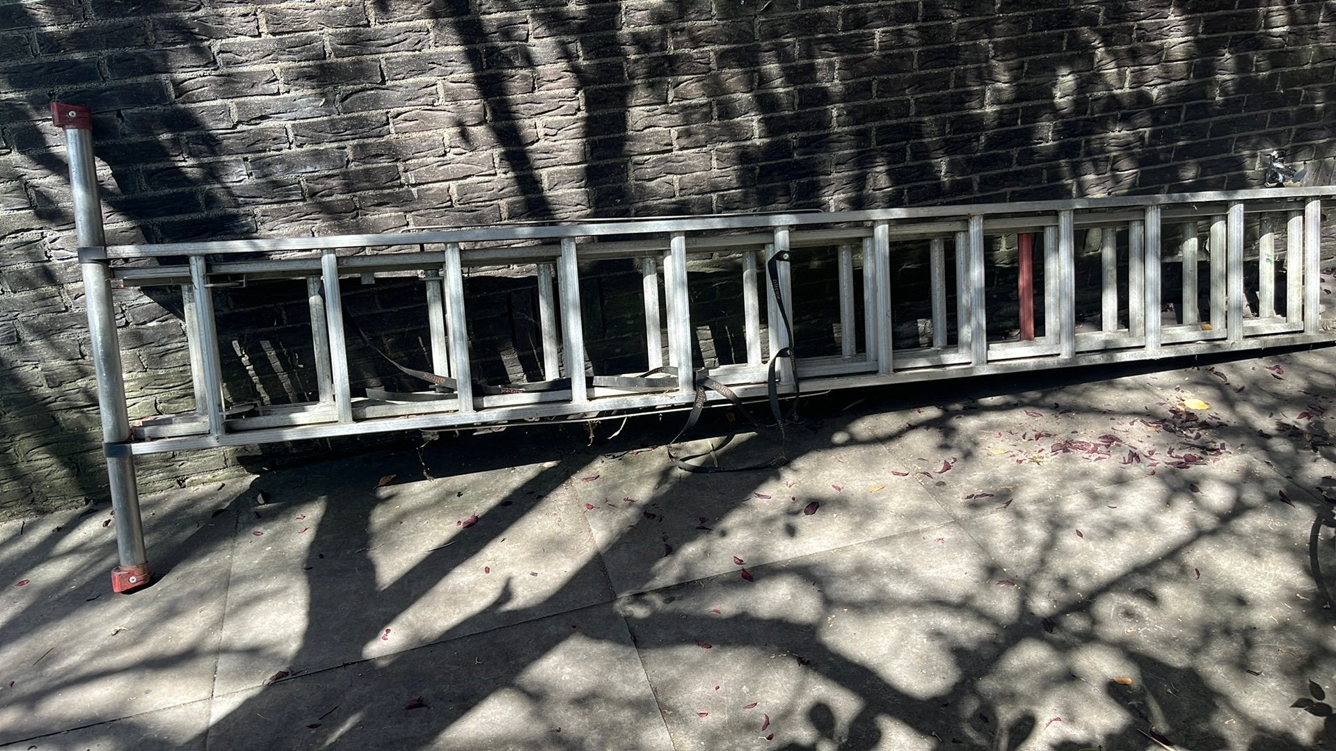 3-delige  ladder (Altrex). 3,30 per deel, totale lengte 9.80, Ophalen, Gebruikt, Opvouwbaar of Inschuifbaar, 4 meter of meer