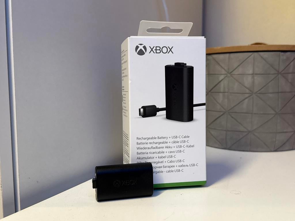 Nieuwe Xbox Controller Accu - Zonder USB-C Kabel, Spelcomputers en Games, Spelcomputers | Xbox | Accessoires, Overige typen, Ophalen of Verzenden