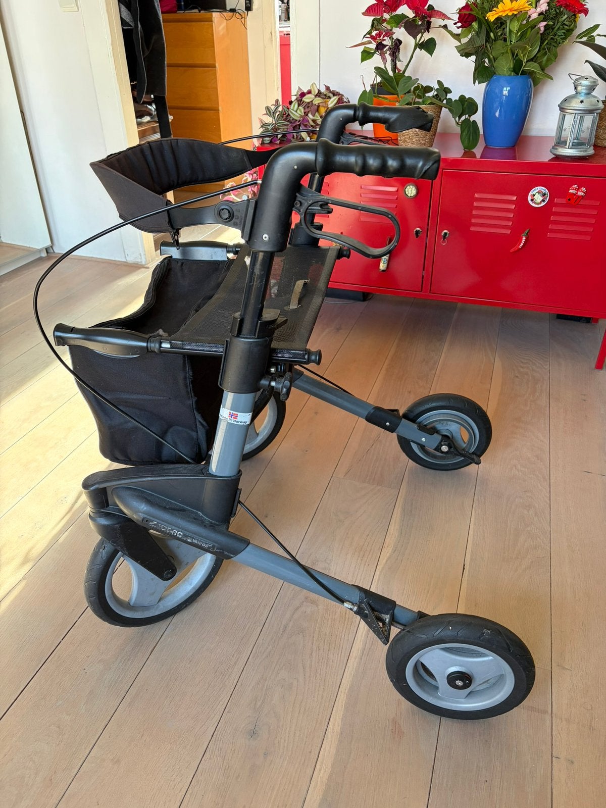 Topro Olympos rollator M voor buiten met rugleuning en tas, Ophalen of Verzenden