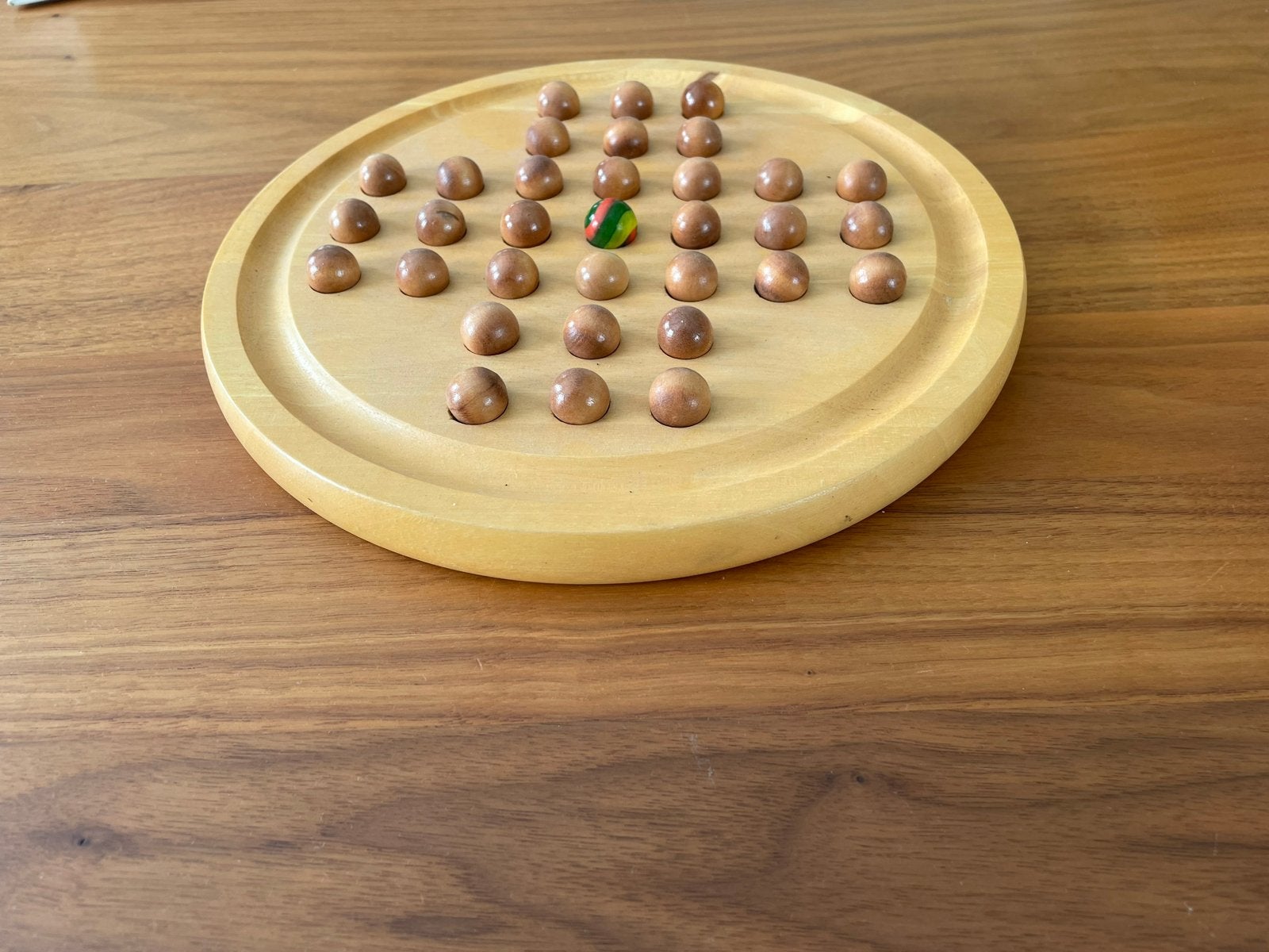 Houten Solitaire spel met knikkers, Ophalen, Zo goed als nieuw