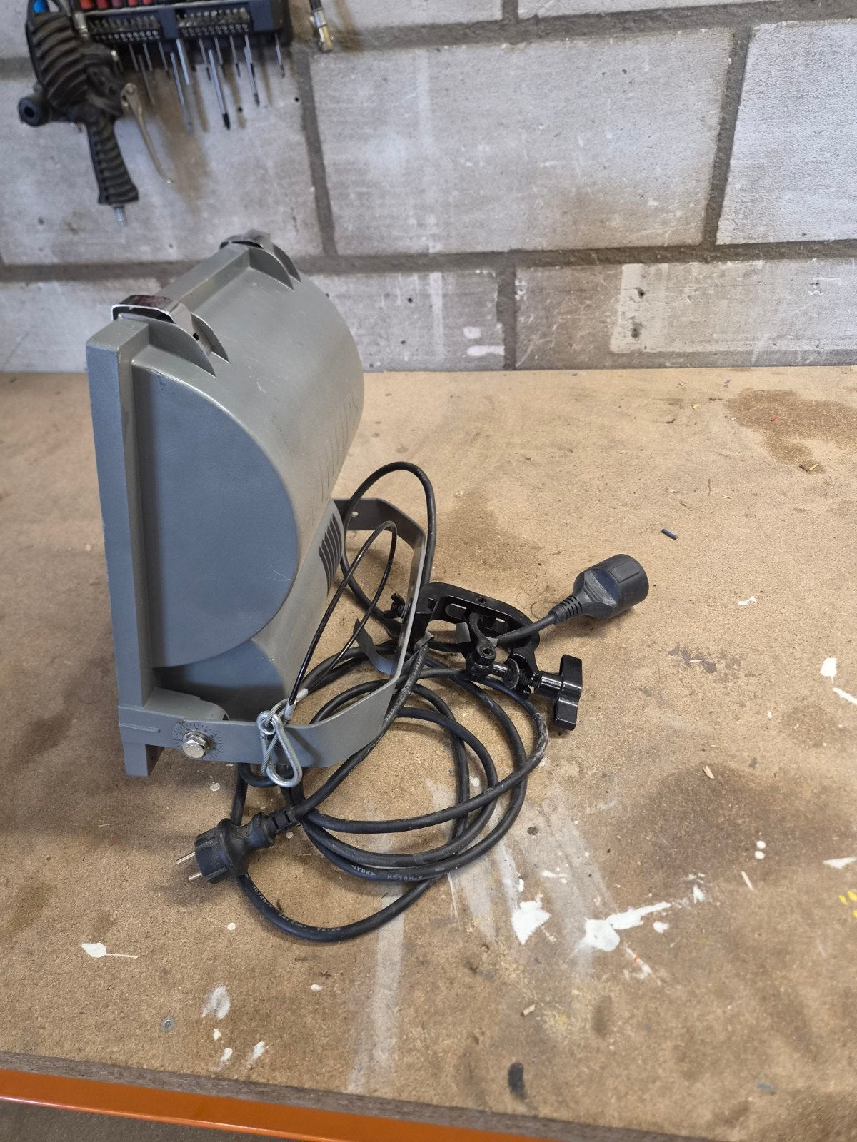Halogeen bouwlamp 500W, Ophalen, Gebruikt, Met statief, Lamp met armatuur
