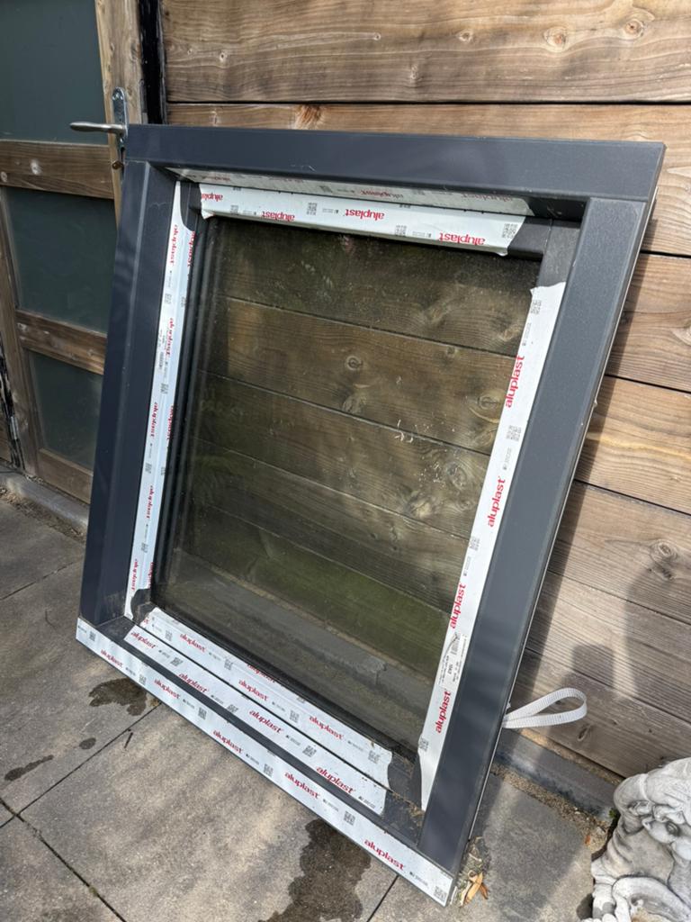 Draai kiep vleugel 97b x 111h nieuw, Ophalen, Nieuw, 80 tot 120 cm, Gevelraam of Ruit