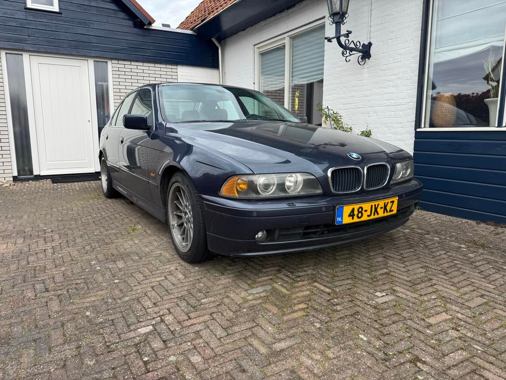 BMW 5-Serie 2.5 I 525 AUT 2002 Blauw, Automaat, Achterwielaandrijving, Particulier, Sedan