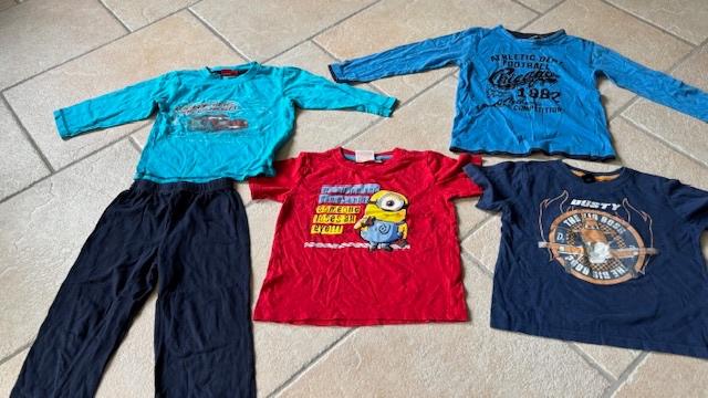Pakket kleren maat 104 Minions, Cars McQueen, Planes, Ophalen of Verzenden, Gebruikt, Jongen of Meisje, Shirt of Longsleeve
