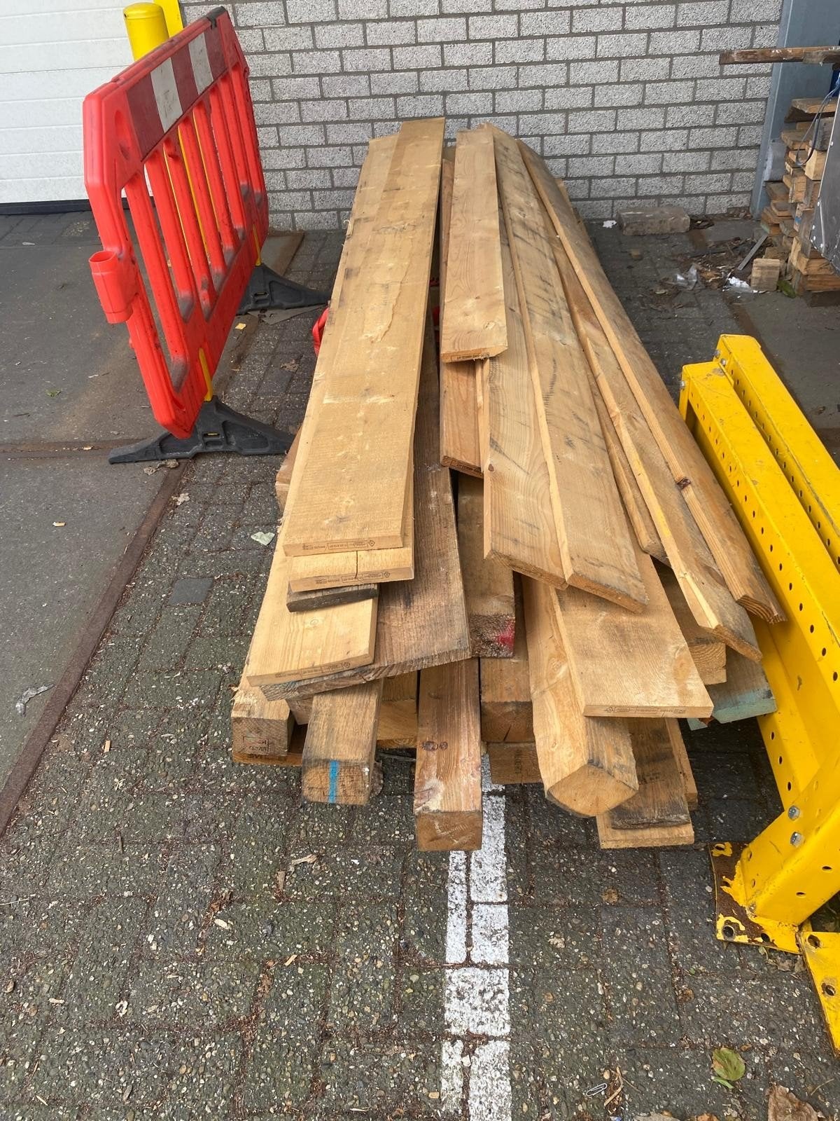 Partij planken en balken, Ophalen, Gebruikt, 250 cm of meer, Balken