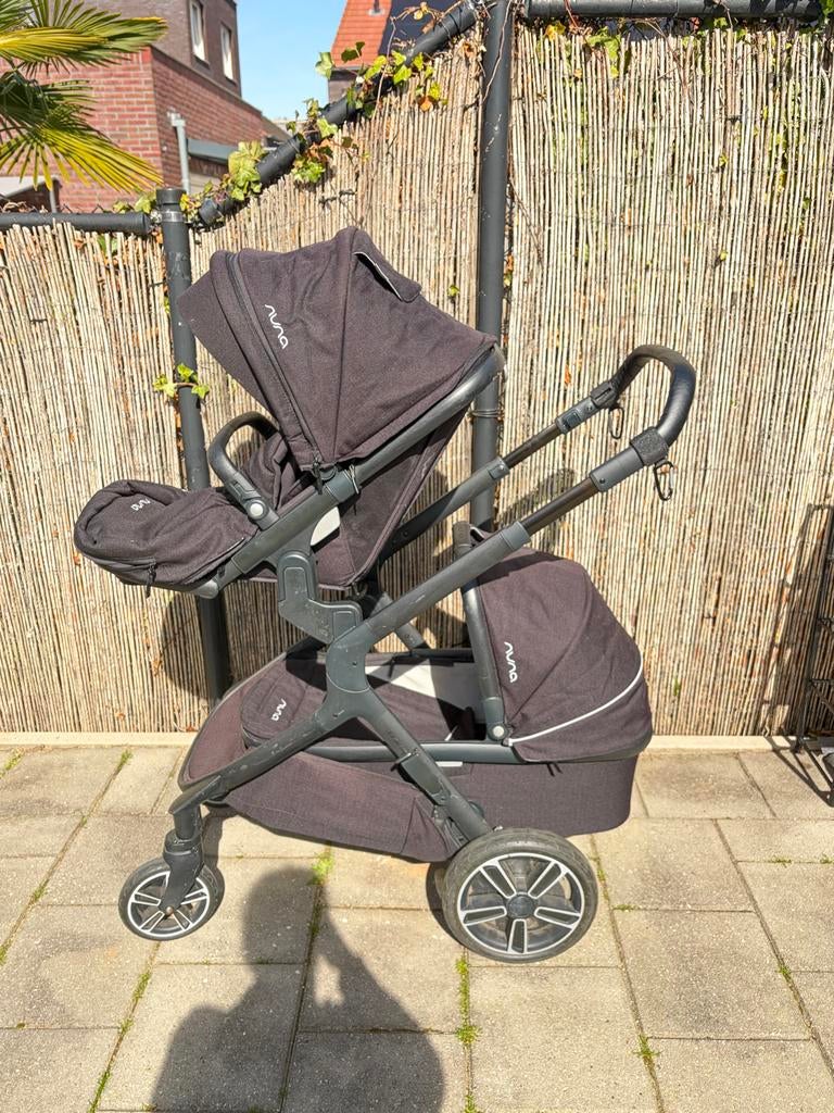Nuna duo buggy/kinderwagen zwart met regenhoezen, Kinderen en Baby's, Buggy's, Gebruikt, Overige merken, Duomodel, Ophalen