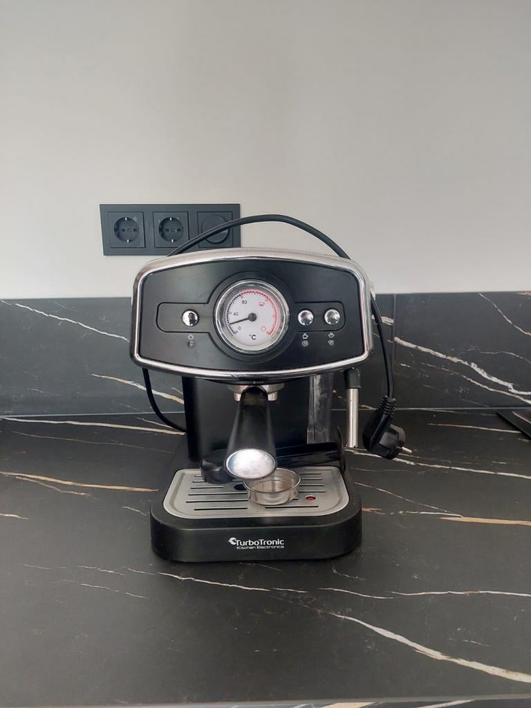 Turbotronic Espresso Apparaat - Zo goed als nieuw, Stoompijpje, Espresso apparaat, Gemalen koffie, Ophalen of Verzenden