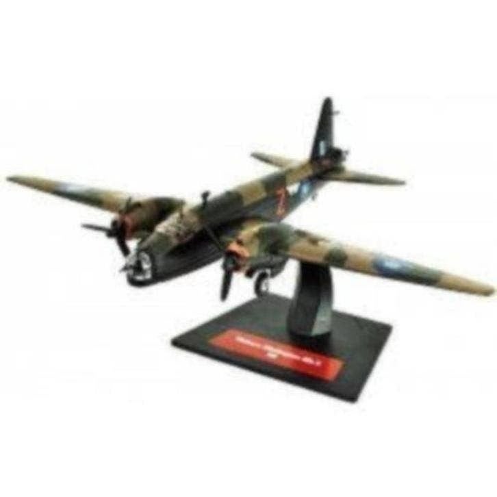 Vickers Wellington MK X UK - 1:144, Verzamelen, Schaalmodel, Ophalen of Verzenden, Eiberstraat 9 te Dokkum, Foto Meinema