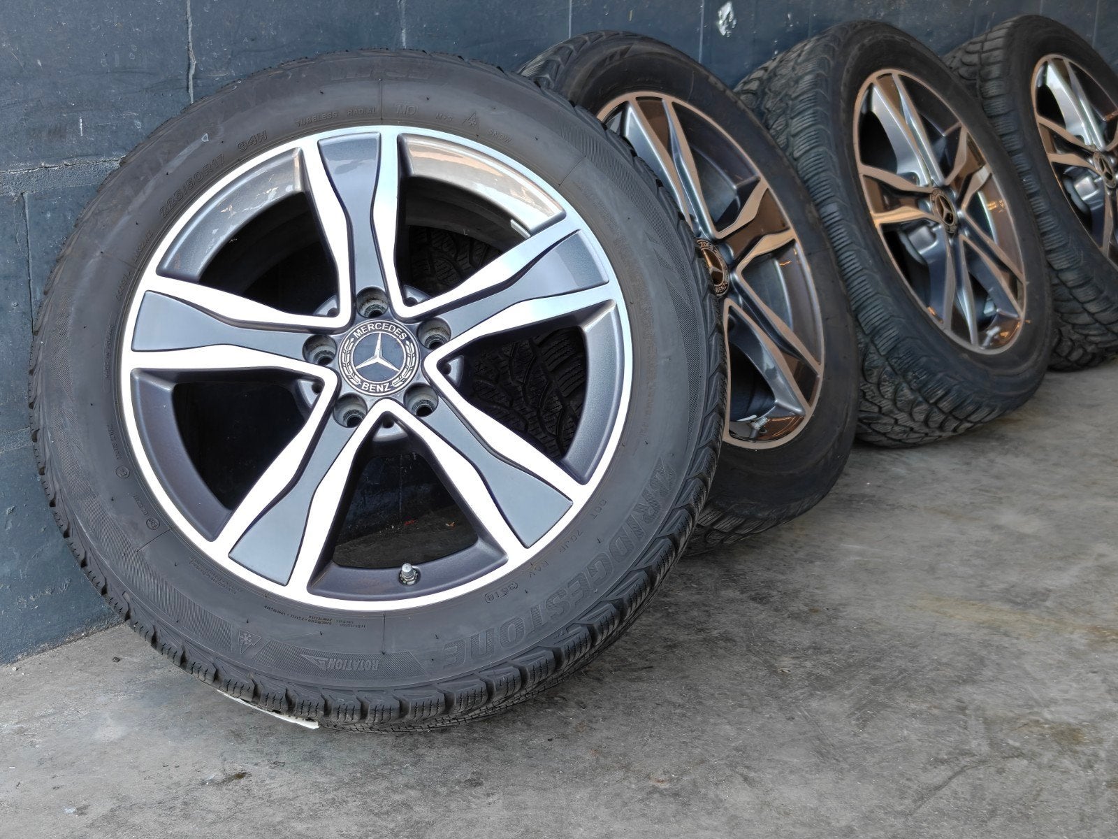 17" Originele Mercedes C Klasse W205 Winterset Bridgestone, Auto-onderdelen, Info@mercedes-benz.nl, Gebruikt, 3439LD, Banden en Velgen