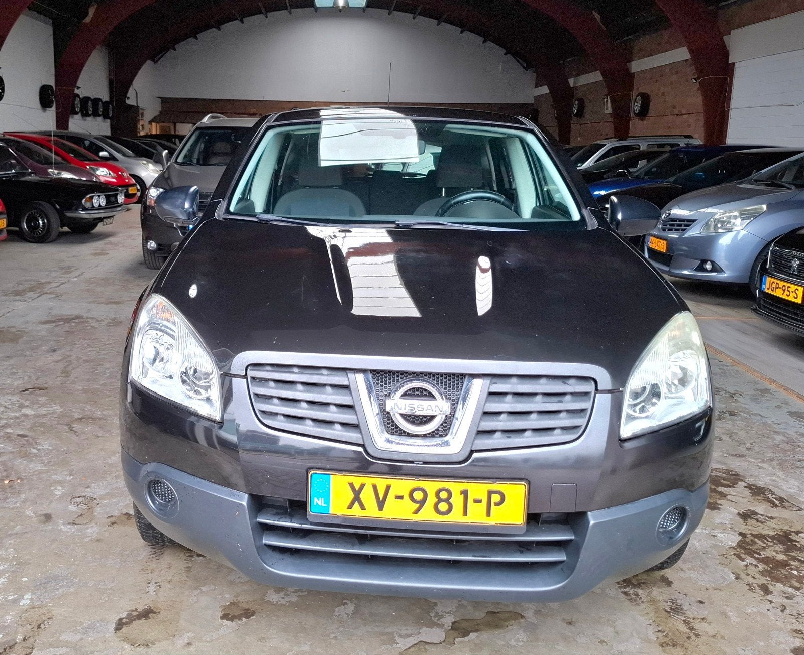 Nissan Qashqai 1.6 2WD 2009 Zwart Airco, trekhaak, Auto's, Voorwielaandrijving, 1272 kg, 15 km/l, 4 cilinders