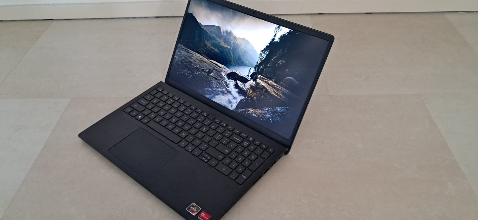🎓💼🎮 Dell Vostro 3515 *Ruilen mogelijk*, Computers en Software, 2 tot 3 Ghz, 15 inch, Ophalen of Verzenden, Zo goed als nieuw