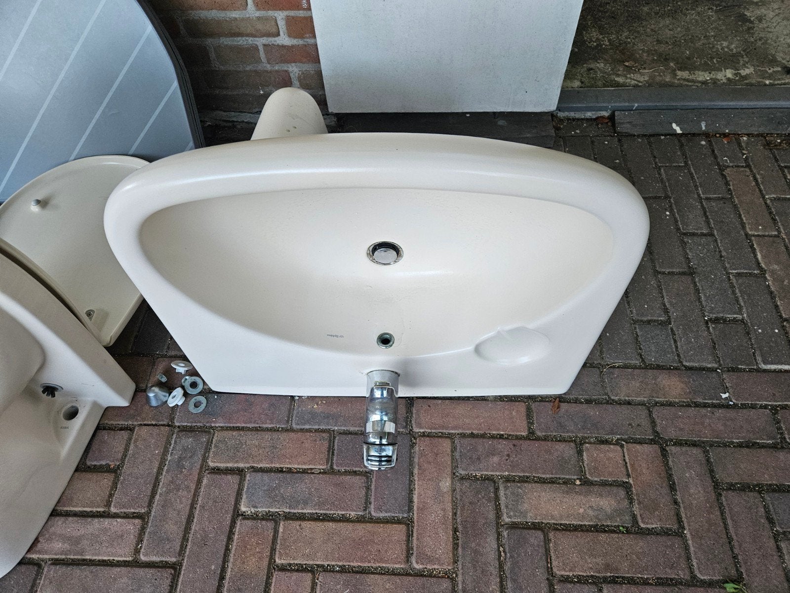 Toilet en wastafel set - Crème, Ophalen, Gebruikt, Toilet