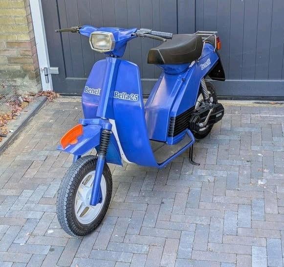 Benelli Bella 25, Ophalen, Zo goed als nieuw, Maximaal 25 km/u, Benelli