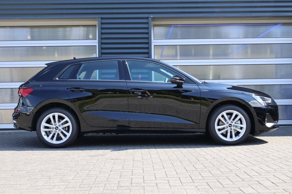 Audi A3 Sportback 40 TFSI e 204pk Pro Line S-tronic | Velgen, Auto's, 12 maanden, Stof, 1498 cc, 4 cilinders