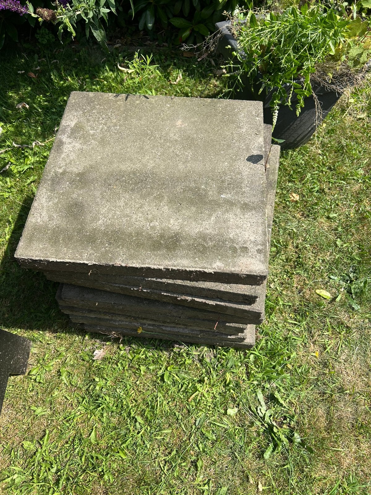 24 betontegels 50x50 gratis, Tuin en Terras, Ophalen, Zo goed als nieuw, Beton, Terrastegels