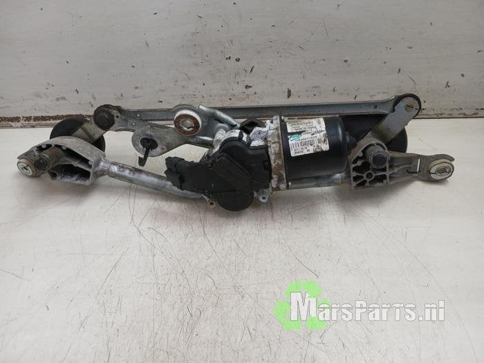 Ruitenwismotor + Mechaniek van een Nissan Juke, Gebruikt, -, -, Ophalen of Verzenden