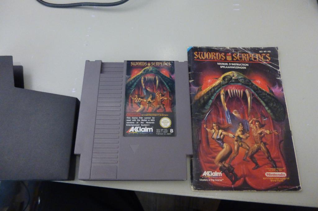 Swords and Serpents, Spelcomputers en Games, Games | Nintendo NES, 1 speler, Ophalen, Zo goed als nieuw, Vanaf 3 jaar