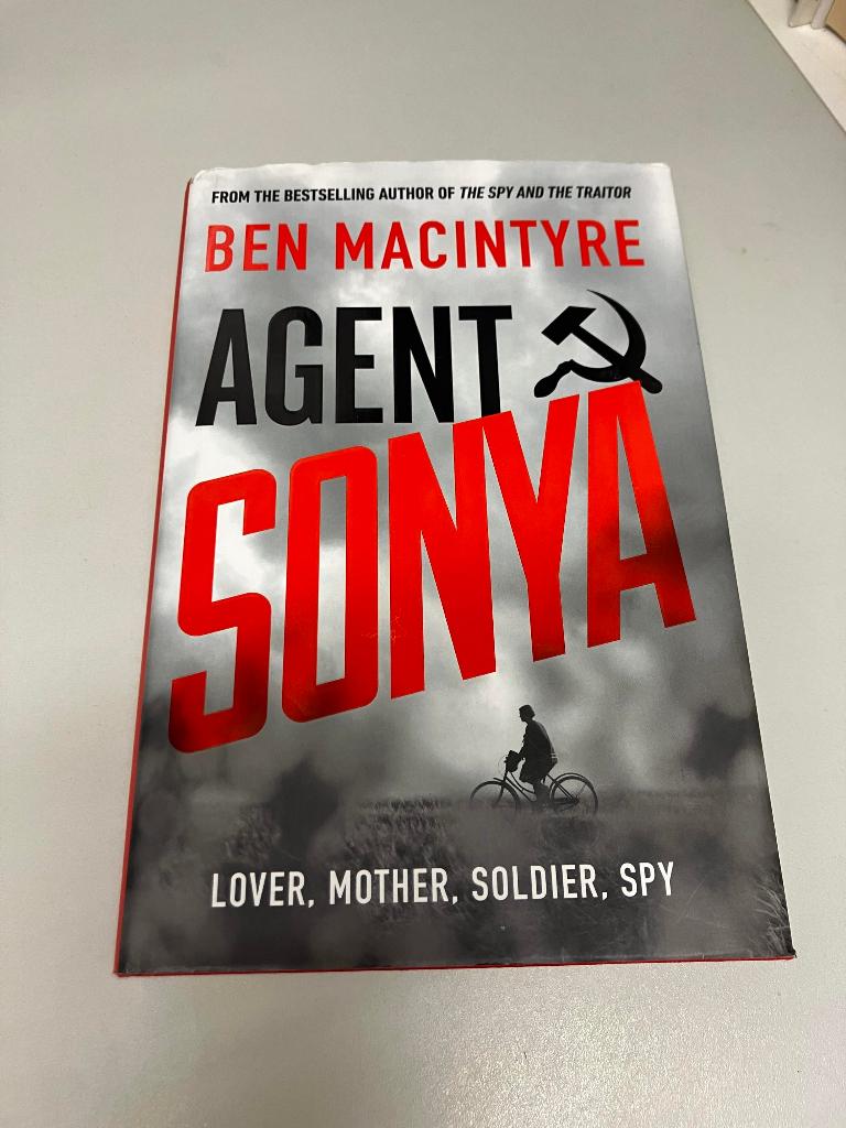 Agent Sonya Ben MacIntyre, Ophalen of Verzenden, Tweede Wereldoorlog, Gelezen, Algemeen