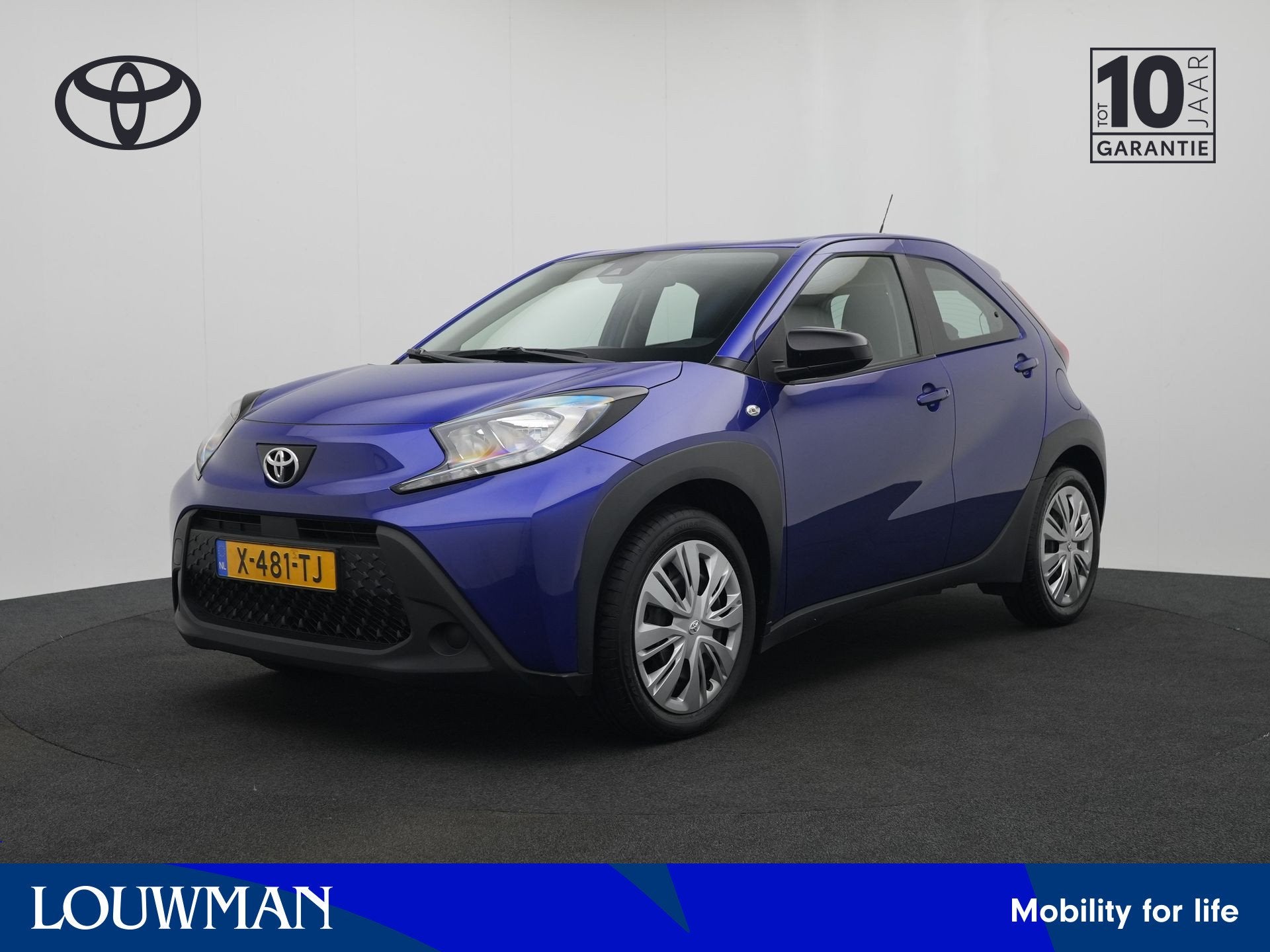 Toyota Aygo X 1.0 VVT-i S-CVT Play (bj 2024, automaat), Auto's, 12 maanden, Gebruikt, Origineel Nederlands, Grijs
