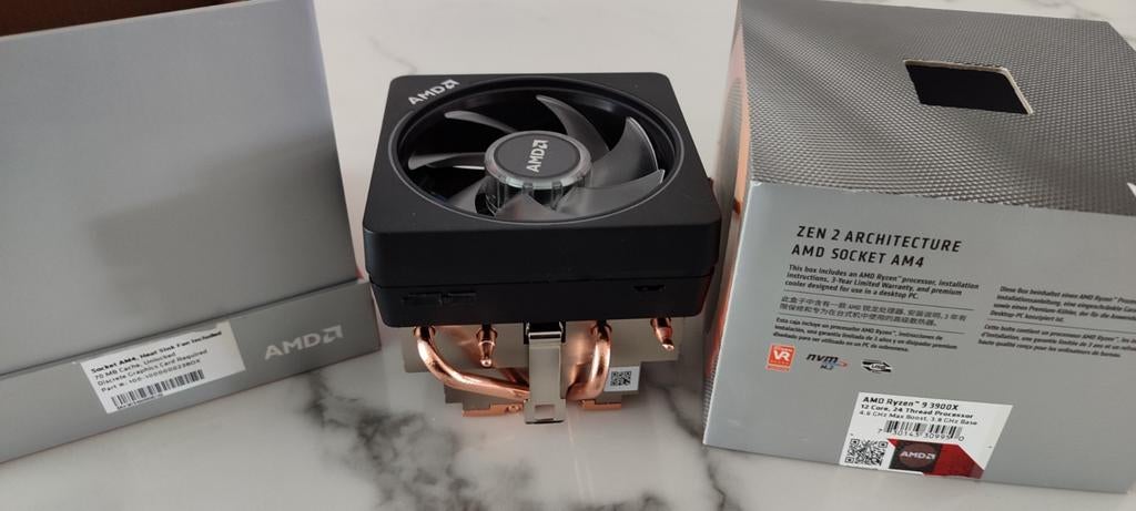 AMD Ryzen 9 3900X Processor met Wraith Prism Koeler, Computers en Software, 3 tot 4 Ghz, 12-core, AMD Ryzen 9 3900X, Ophalen of Verzenden