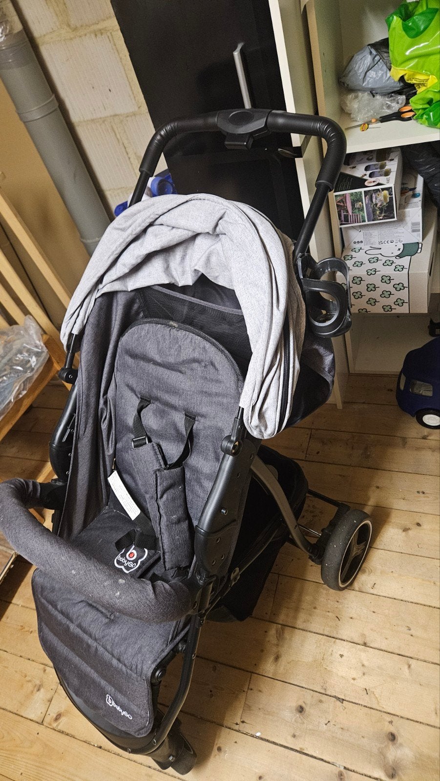 Babygo kinderwagen grijs, Kinderen en Baby's, Kinderwagens en Combinaties, Gebruikt, Kinderwagen, Overige merken, Ophalen