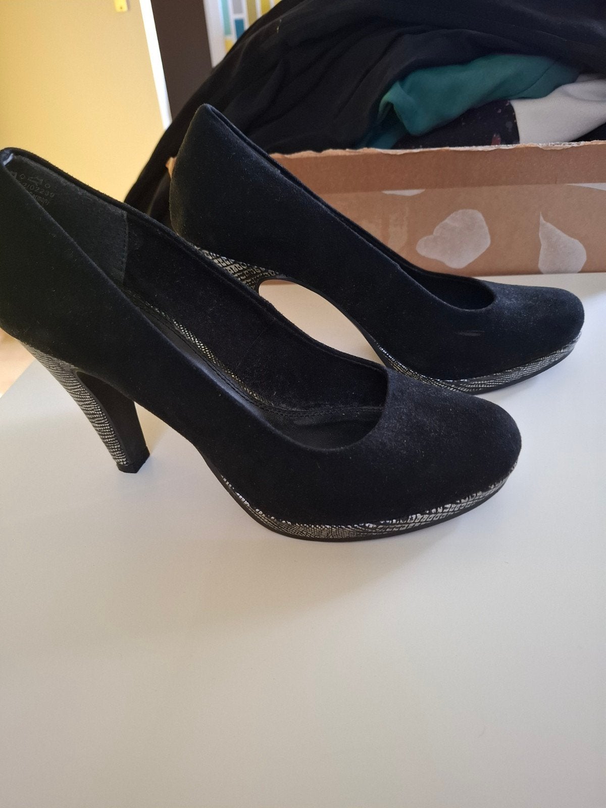 Marco Tozzi Zwarte Pumps Maat 39, Zwart, Marco Tozzi, Ophalen of Verzenden, Schoenen met hoge hakken