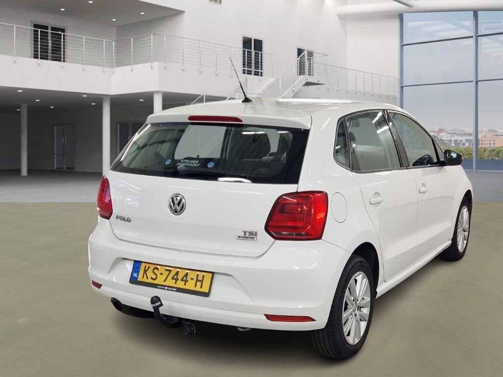 Volkswagen Polo 1.2 TSI Comfortline, Euro 6, 4 cilinders, 1039 kg, Wit