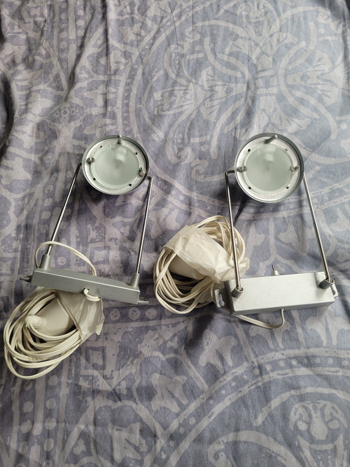 2x IKEA Inreda kast spotjes, zilverkleurig, 12V 20W, Metaal, Gebruikt, Overige fittingen, Zilver
