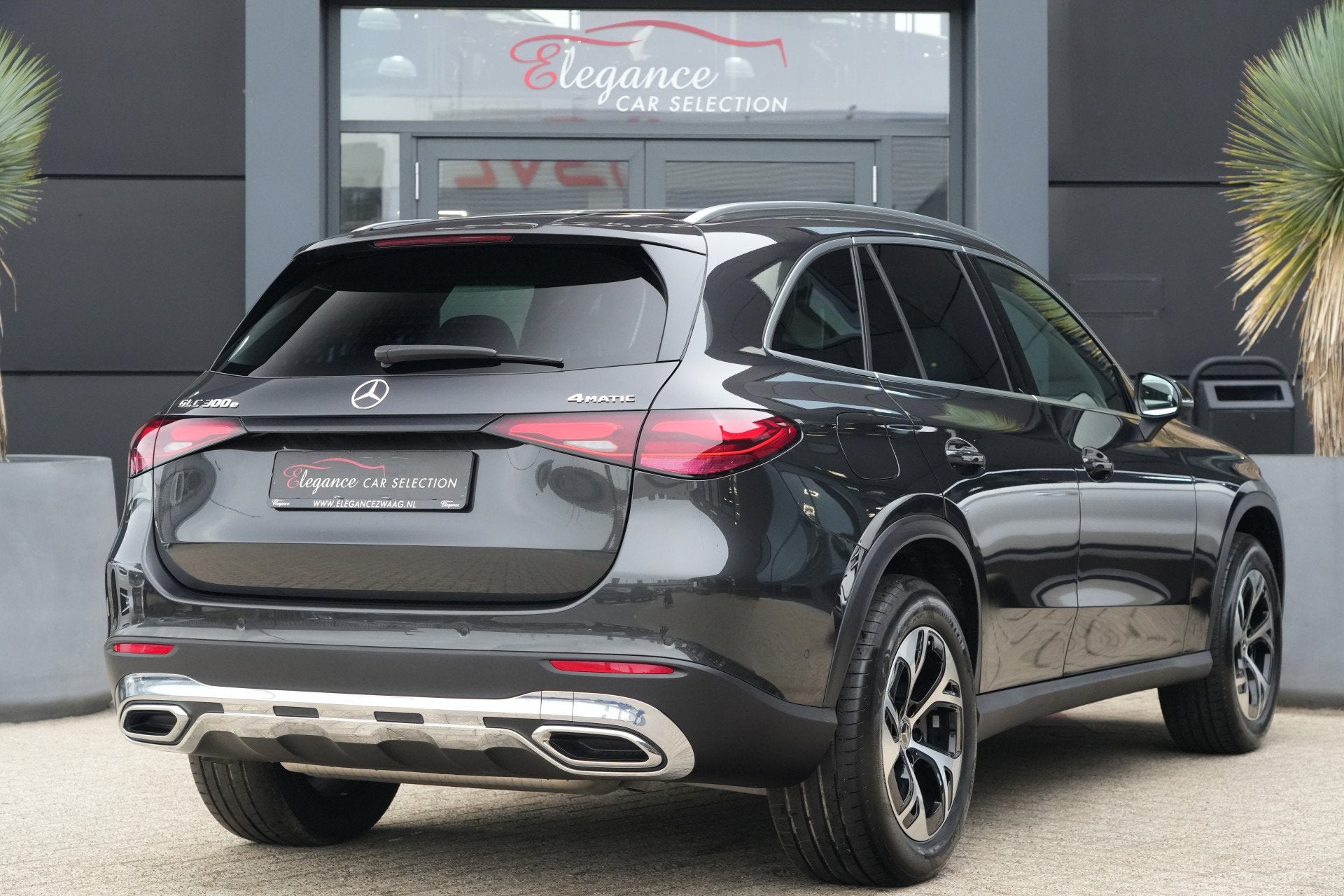 Mercedes-Benz GLC 300e 4MATIC Business Line Mercedes-Benz GL, Automaat, Gebruikt, 2255 kg, Leder