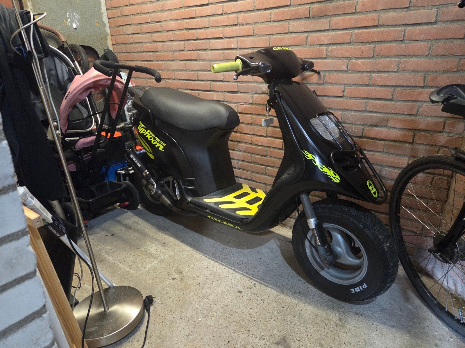 Piaggio Gilera Puch Typhoon, Ophalen, Piaggio, Gebruikt, Benzine