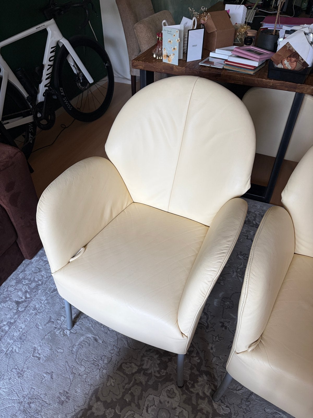 Creme Leren eetkamerstoelen 4x, Huis en Inrichting, Ophalen, Gebruikt, Wit, Vier