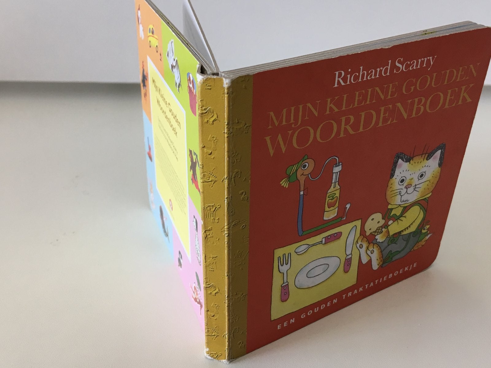 Richard Scarry mijn kleine gouden woordenboek, Ophalen of Verzenden, Gelezen, Fictie algemeen