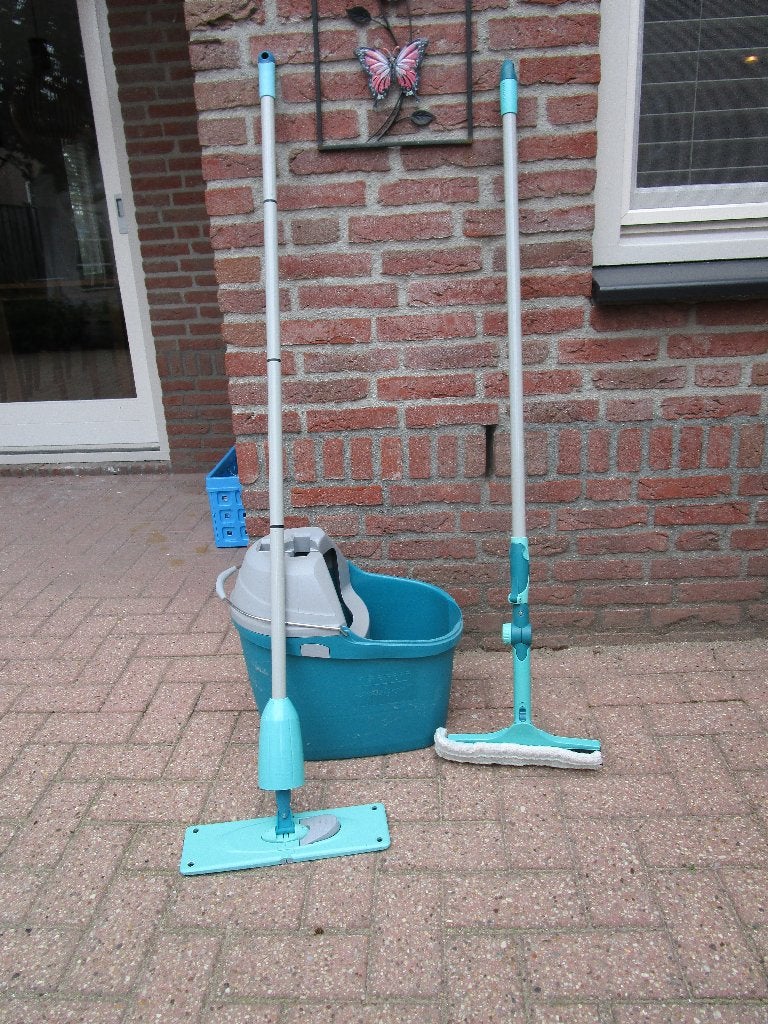 Weinig gebruikte Leifheit dweilstok met slinger emmer, Huis en Inrichting, Ophalen, Dweilemmer, -bak, of -wagen